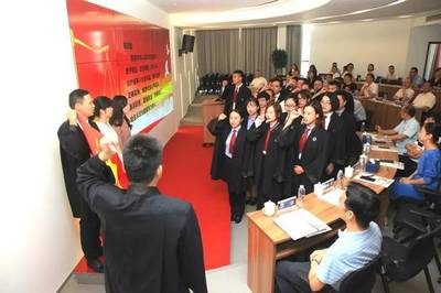追逐法治理想 弘扬法律文化 --浙江利群律师事务所首届法律文化节隆重举行